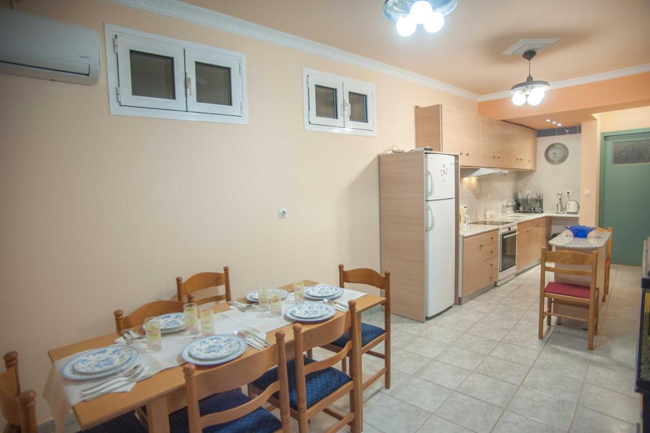 A Central Apartment Аргостолион Экстерьер фото